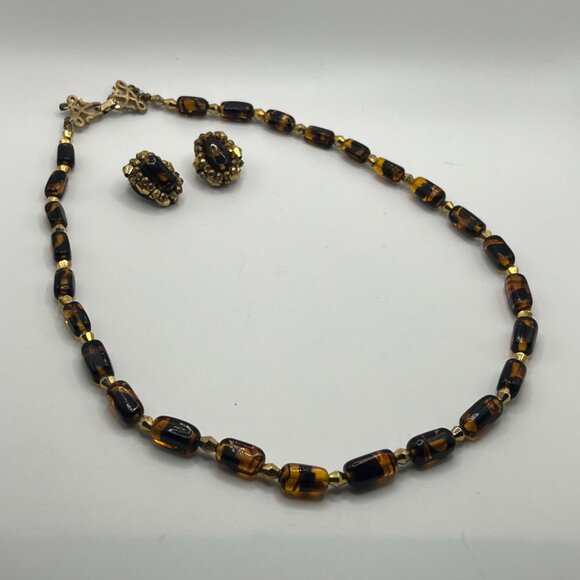 Stunning Vintage Baltic amber barrel bead necklace and earring set. - Picture 2 of 8